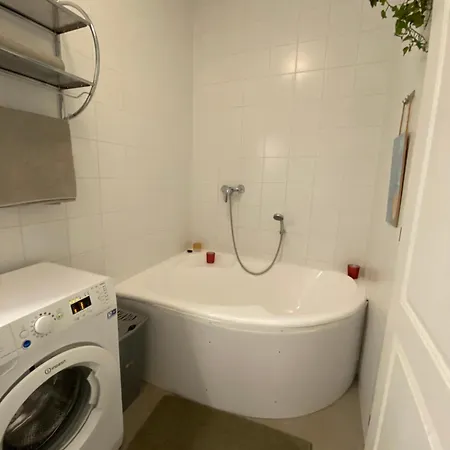 Apartament Viktoria ~vizparti ~ Medences ~