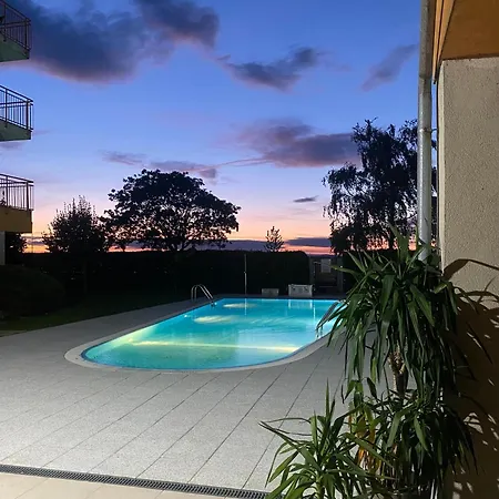 Apartament Viktoria ~vizparti ~ Medences ~ *